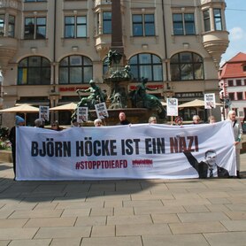 XL-Transparent "Björn Höcke ist ein Nazi"